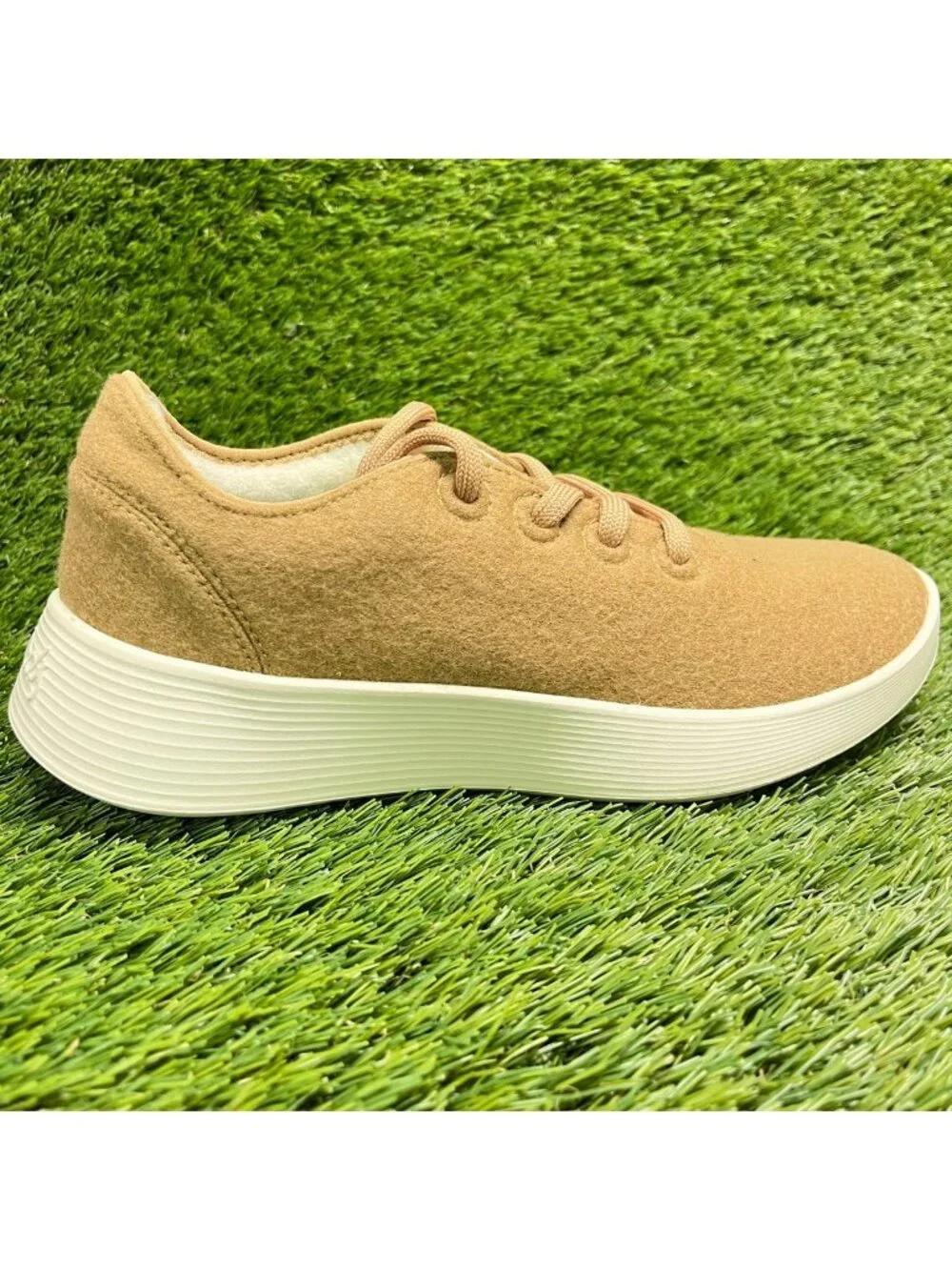Allbirds Wool Runner 2 Womens Size 7.5 Stony Beige Athletic Shoes Sneakers